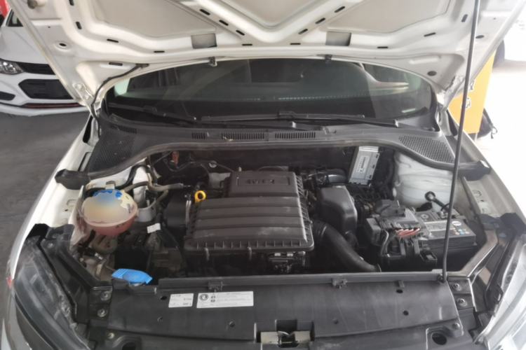 Used Volkswagen Santana 2018 1.5L Manual Fashion Edition Engine Bay