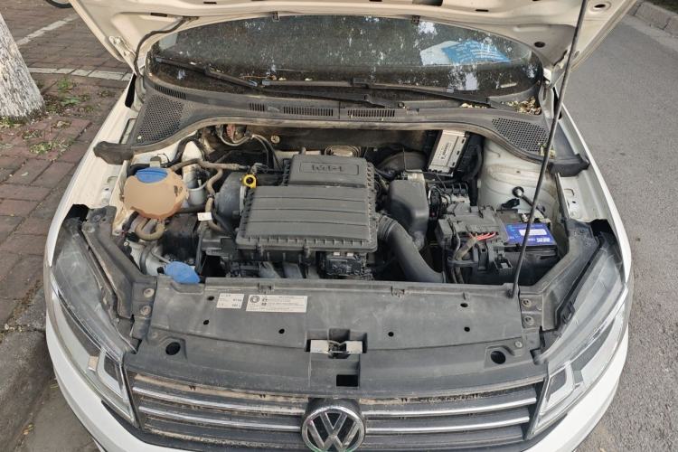 Used Volkswagen Santana 2018 1.5L Manual Fashion Edition Engine Bay