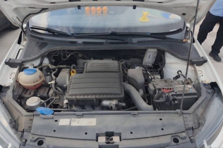 Used Volkswagen Santana 2018 1.5L Manual Fashion Edition Engine Bay