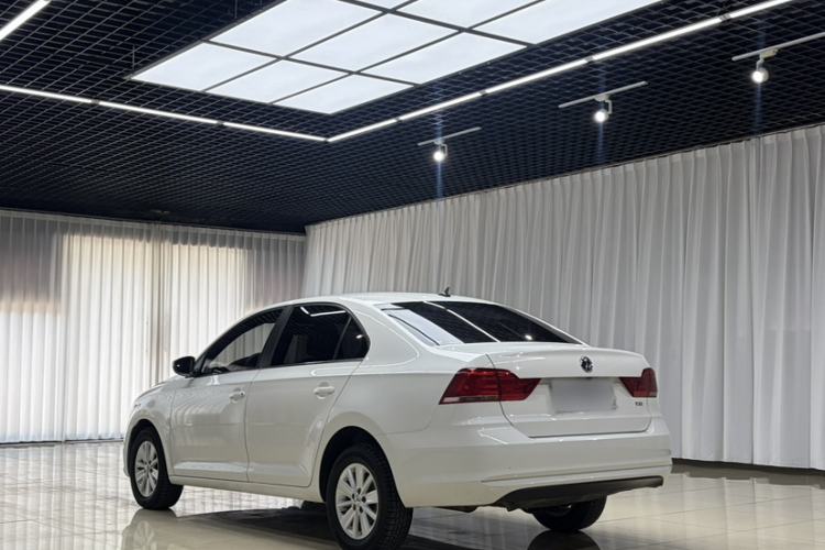 Used Volkswagen Santana 2018 1.5L Automatic Fashion Edition Exterior 1