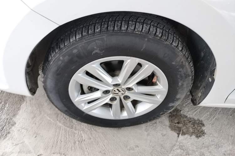 Used Volkswagen Santana 2018 1.5L Automatic Fashion Edition Exterior 2