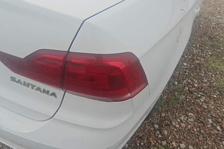 Used Volkswagen Santana 2018 1.5L Automatic Fashion Edition Exterior 3