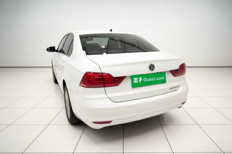 Used Volkswagen Santana 2018 1.5L Automatic Comfort Edition Exterior 3