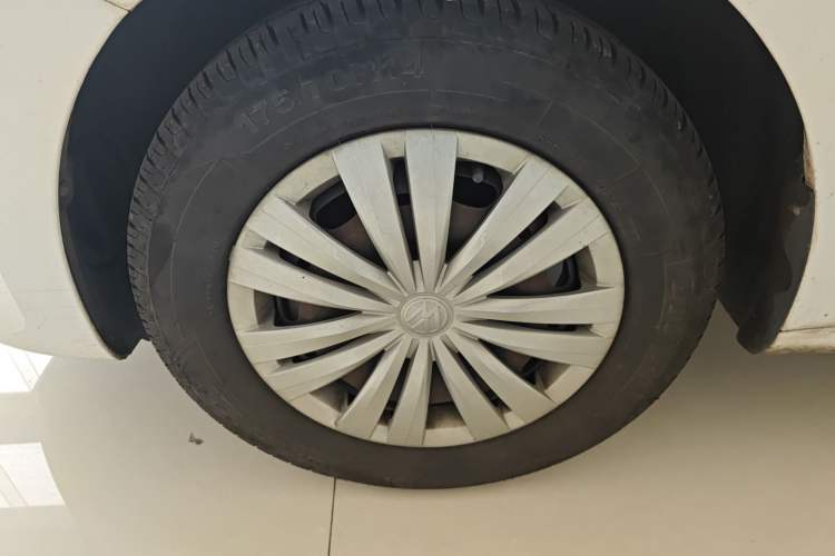 Used Volkswagen Santana 2018 1.5L Manual Fashion Edition Exterior 4