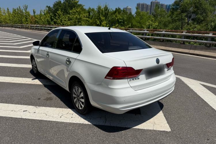 Used Volkswagen Santana 2018 1.5L Automatic Fashion Edition Exterior 4