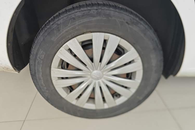 Used Volkswagen Santana 2018 1.5L Manual Fashion Edition Exterior 5