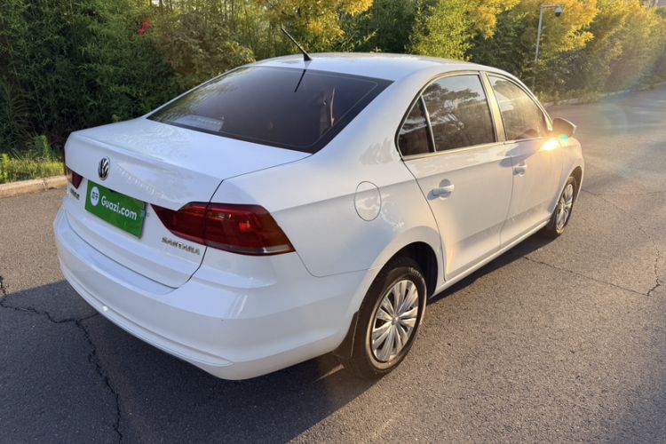 Used Volkswagen Santana 2018 1.5L Manual Fashion Edition Exterior 5