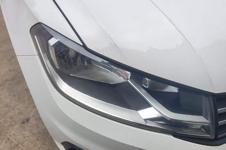 Used Volkswagen Santana 2018 1.5L Manual Fashion Edition Exterior 6