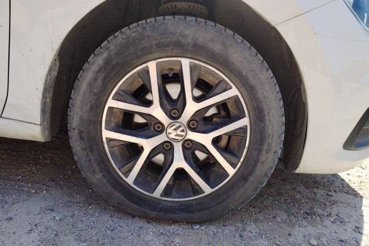 Used Volkswagen Santana 2018 1.5L Automatic Fashion Edition Exterior 7