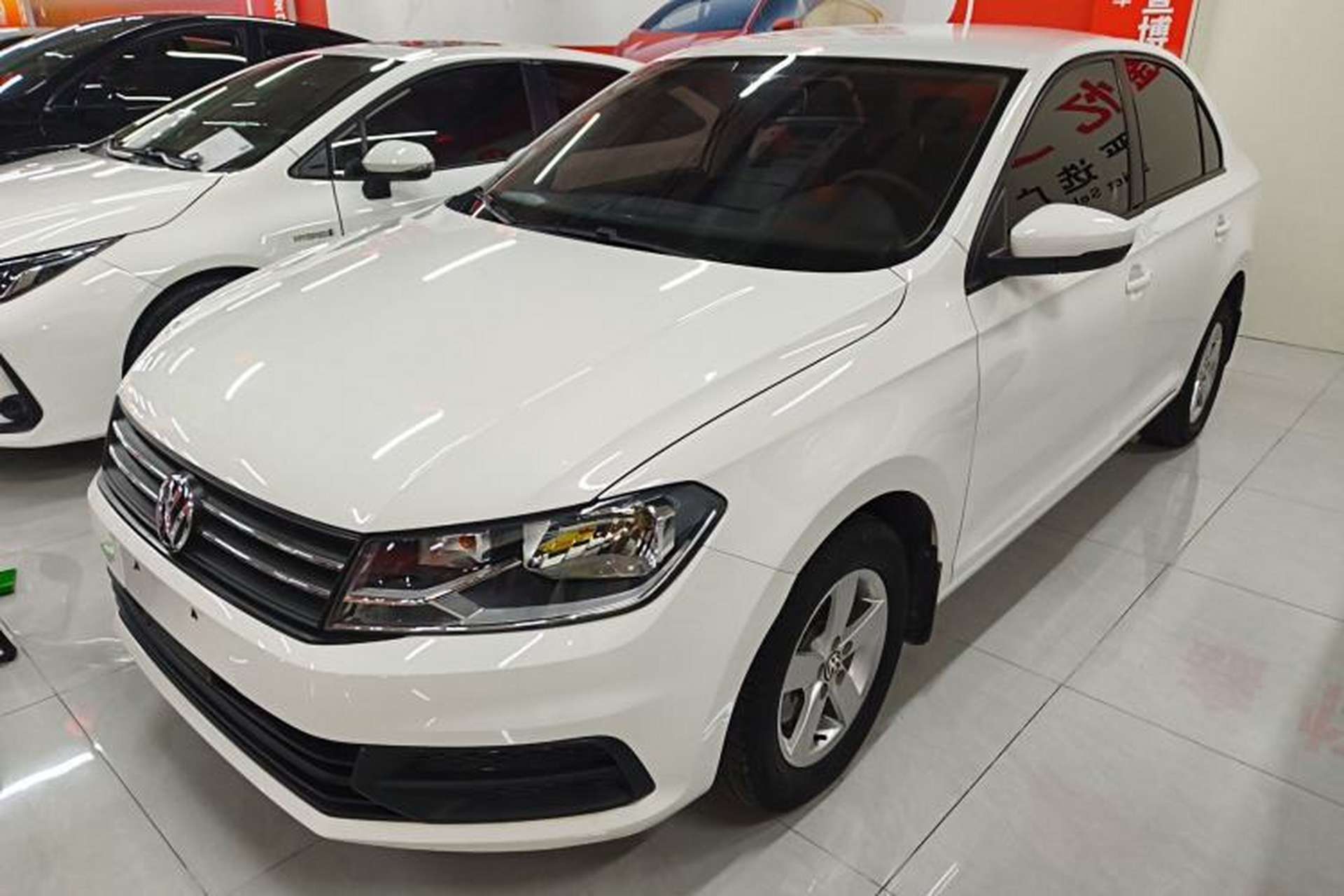 Used Volkswagen Santana 2018 1.5L Automatic Fashion Edition Front Left 45 Deg