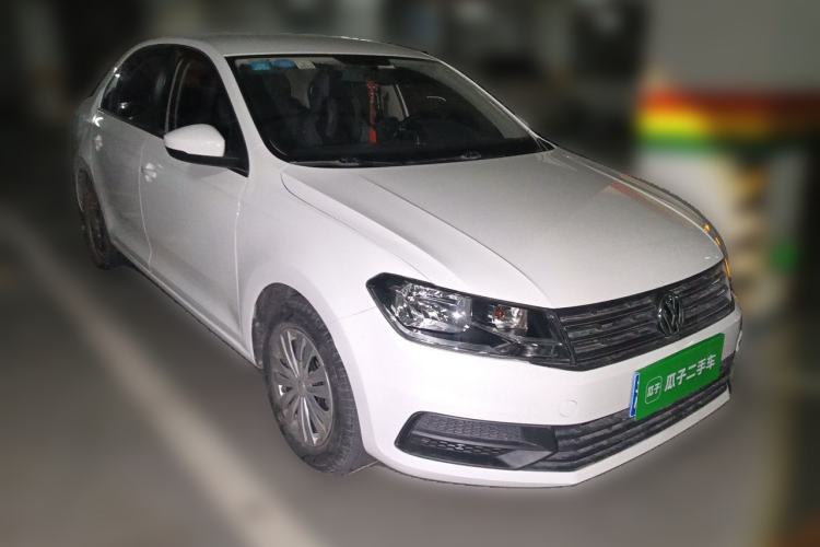 Used Volkswagen Santana 2018 1.5L Manual Fashion Edition Front Right 45 Deg