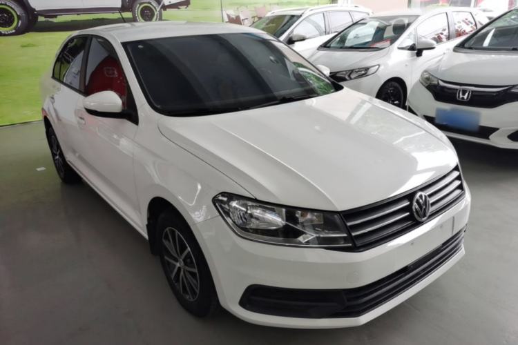 Used Volkswagen Santana 2018 1.5L Manual Fashion Edition Front Right 45 Deg
