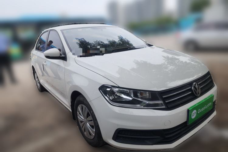 Used Volkswagen Santana 2018 1.5L Manual Fashion Edition Front Right 45 Deg