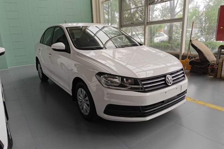 Used Volkswagen Santana 2018 1.5L Automatic Fashion Edition Front Right 45 Deg