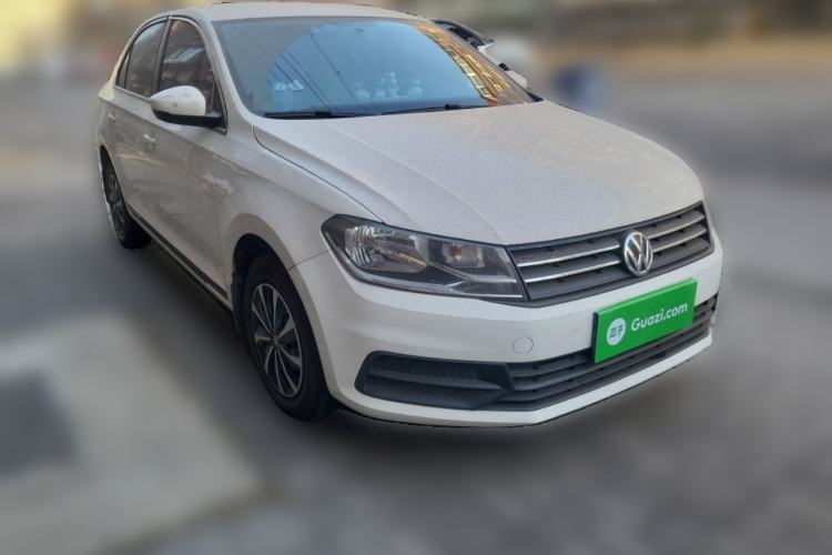 Used Volkswagen Santana 2018 1.5L Manual Fashion Edition Front Right 45 Deg