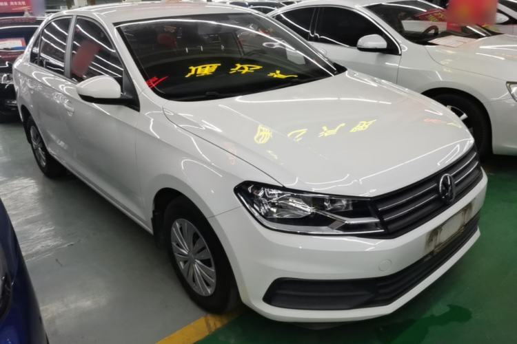 Used Volkswagen Santana 2018 1.5L Manual Fashion Edition Front Right 45 Deg