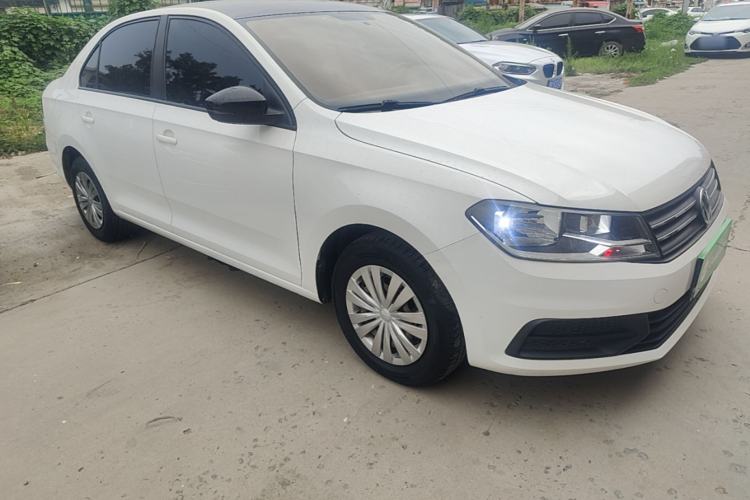 Used Volkswagen Santana 2018 1.5L Automatic Fashion Edition Front Right 45 Deg