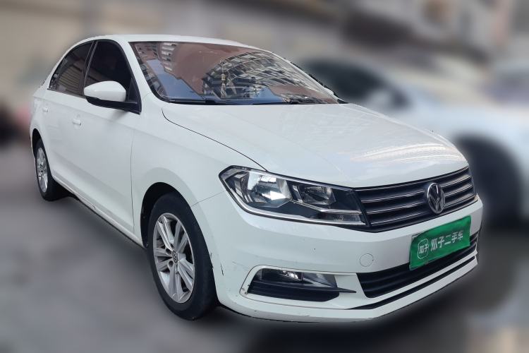 Used Volkswagen Santana 2018 1.5L Manual Comfort Edition Front Right 45 Deg