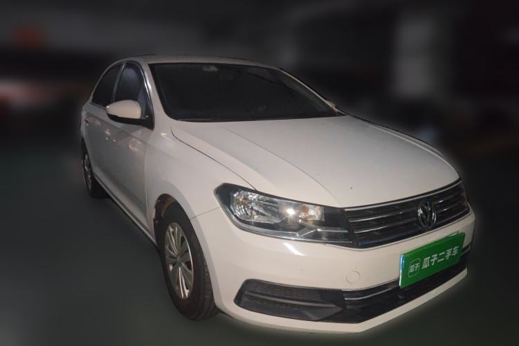 Used Volkswagen Santana 2018 1.5L Manual Fashion Edition Front Right 45 Deg