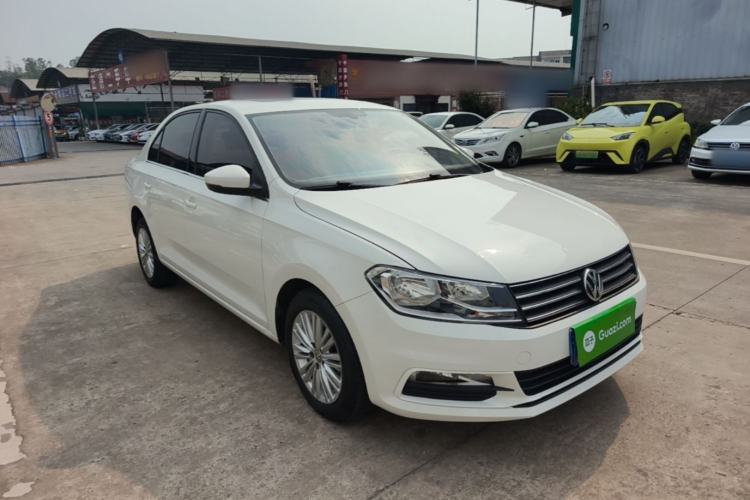 Used Volkswagen Santana 2018 1.5L Automatic Comfort Edition Front Right 45 Deg