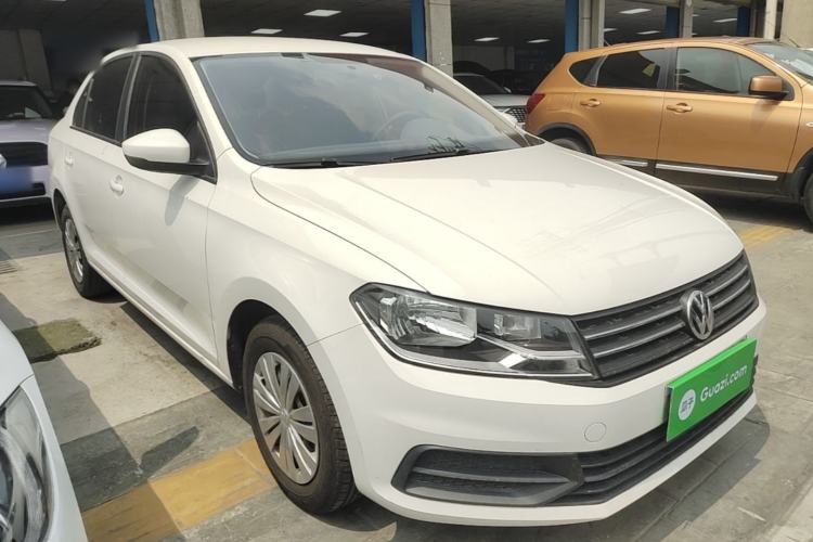 Used Volkswagen Santana 2018 1.5L Manual Fashion Edition Front Right 45 Deg