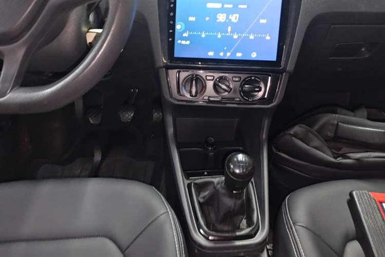 Used Volkswagen Santana 2018 1.5L Manual Fashion Edition Gear Lever