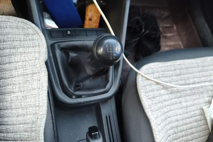 Used Volkswagen Santana 2018 1.5L Manual Fashion Edition Gear Lever