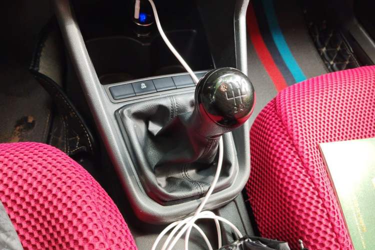 Used Volkswagen Santana 2018 1.5L Manual Fashion Edition Gear Lever
