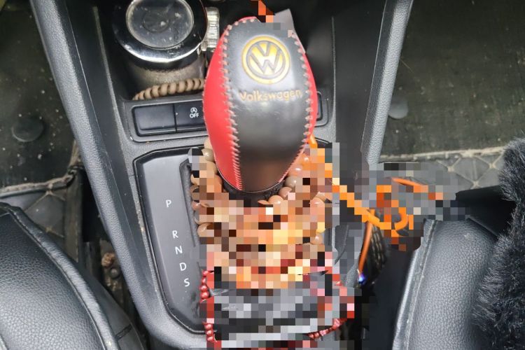 Used Volkswagen Santana 2018 1.5L Automatic Fashion Edition Gear Lever