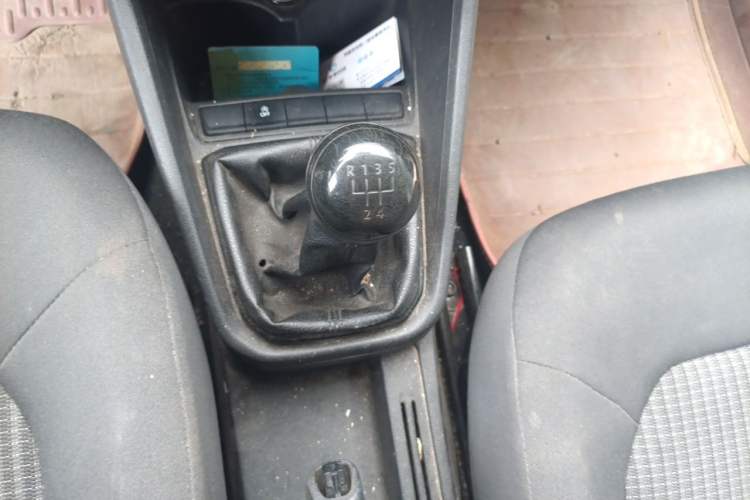 Used Volkswagen Santana 2018 1.5L Manual Fashion Edition Gear Lever