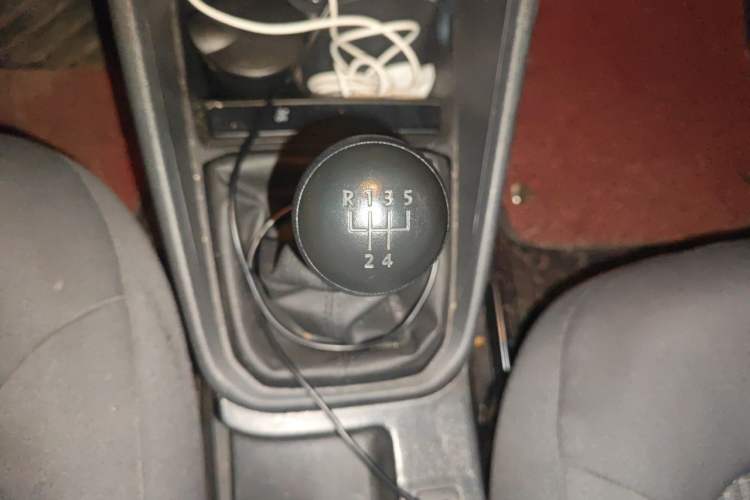 Used Volkswagen Santana 2018 1.5L Manual Fashion Edition Gear Lever
