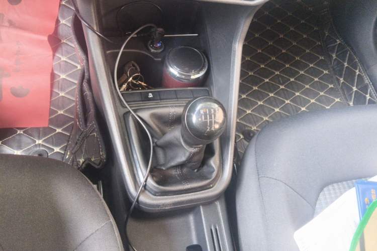 Used Volkswagen Santana 2018 1.5L Manual Fashion Edition Gear Lever