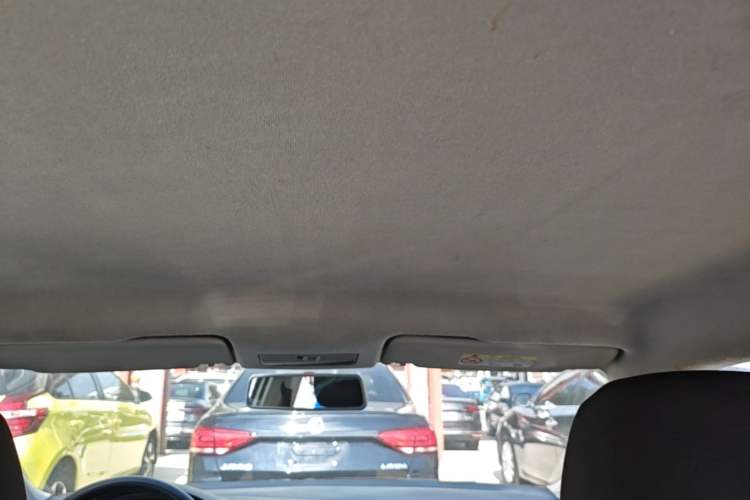 Used Volkswagen Santana 2018 1.5L Manual Fashion Edition Headliner