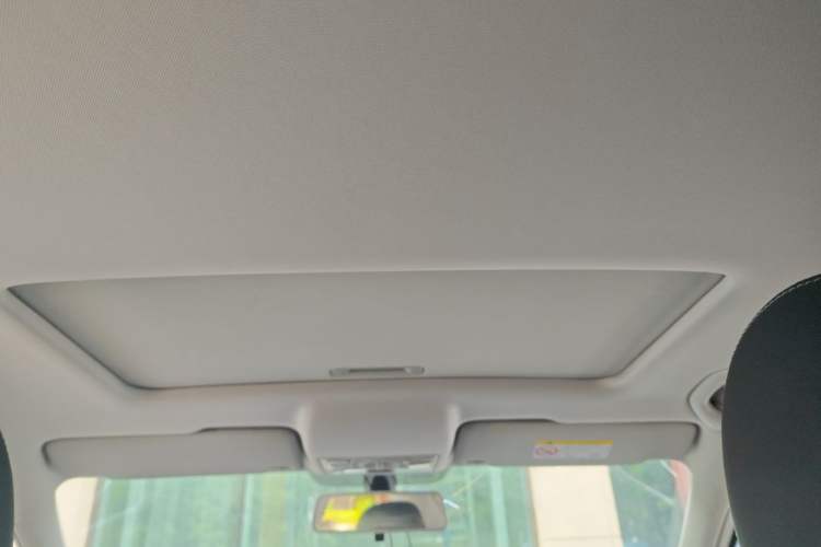 Used Volkswagen Santana 2018 1.5L Automatic Comfort Edition Headliner
