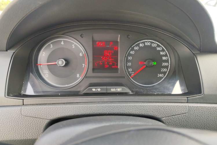 Used Volkswagen Santana 2018 1.5L Automatic Fashion Edition Instrument Cluster