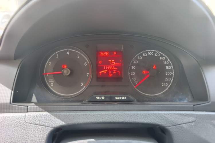 Used Volkswagen Santana 2018 1.5L Automatic Fashion Edition Instrument Cluster