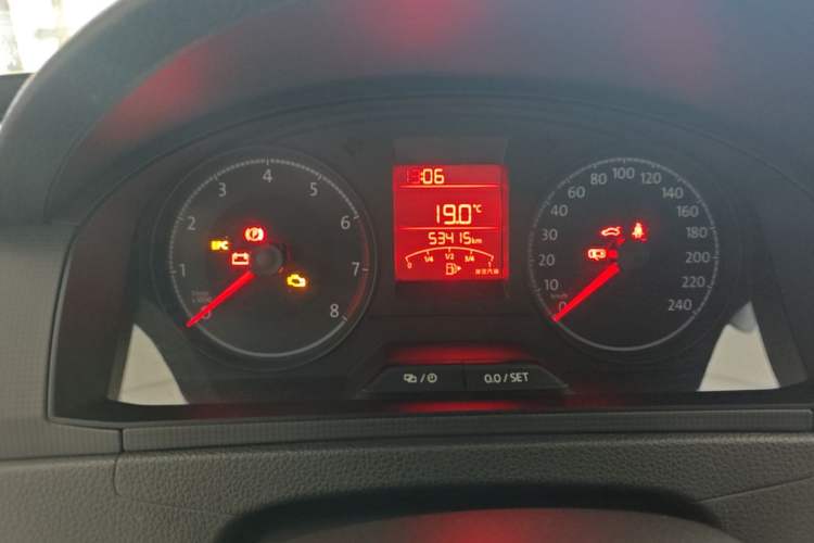 Used Volkswagen Santana 2018 1.5L Manual Fashion Edition Instrument Cluster