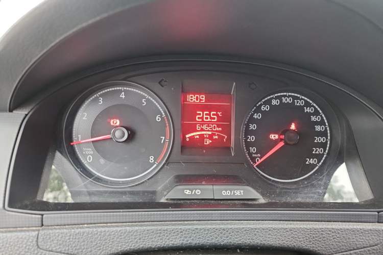 Used Volkswagen Santana 2018 1.5L Manual Fashion Edition Instrument Cluster