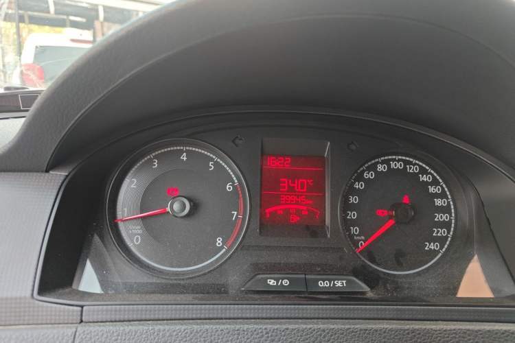 Used Volkswagen Santana 2018 1.5L Manual Fashion Edition Instrument Cluster