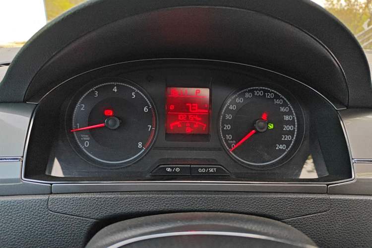 Used Volkswagen Santana 2018 1.5L Automatic Comfort Edition Instrument Cluster