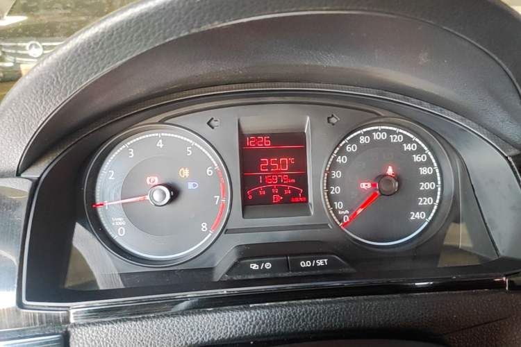 Used Volkswagen Santana 2018 1.5L Manual Fashion Edition Instrument Cluster