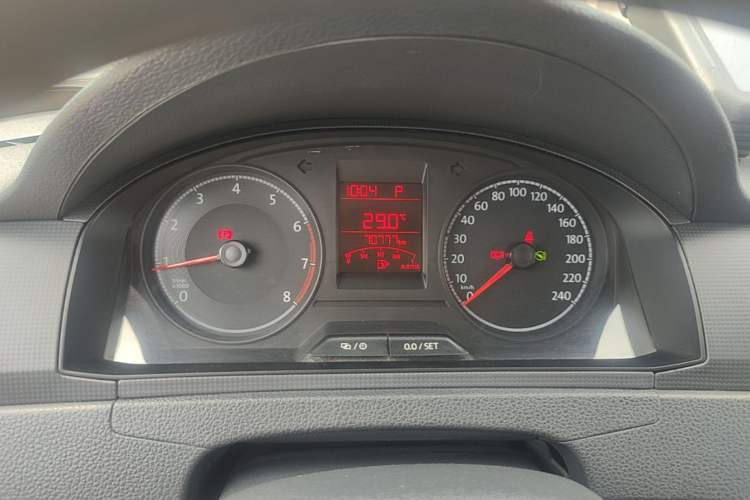 Used Volkswagen Santana 2018 1.5L Automatic Fashion Edition Instrument Cluster
