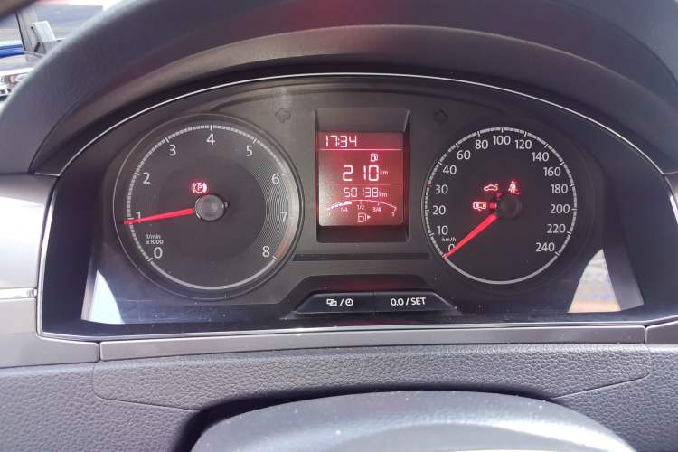 Used Volkswagen Santana 2018 1.5L Manual Comfort Edition Instrument Cluster