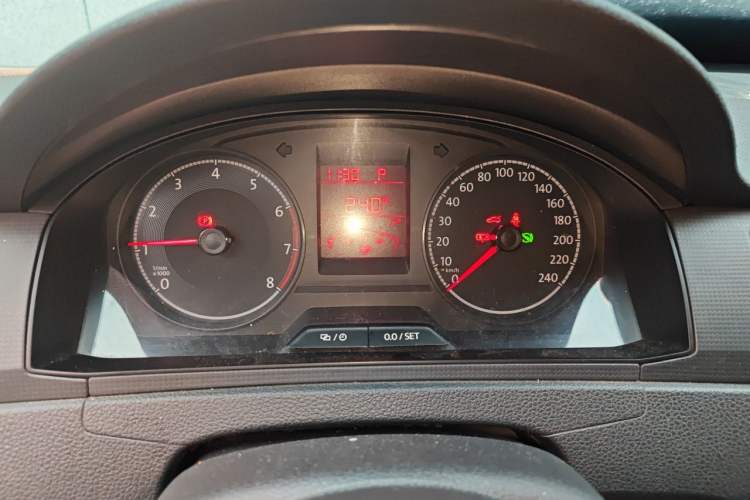 Used Volkswagen Santana 2018 1.5L Automatic Fashion Edition Instrument Cluster