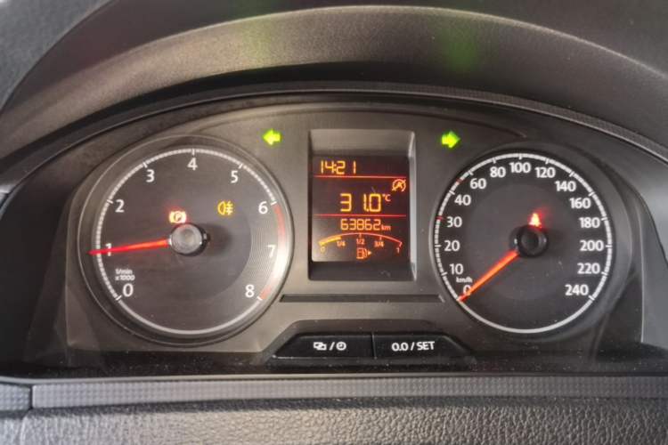 Used Volkswagen Santana 2018 1.5L Manual Fashion Edition Instrument Cluster