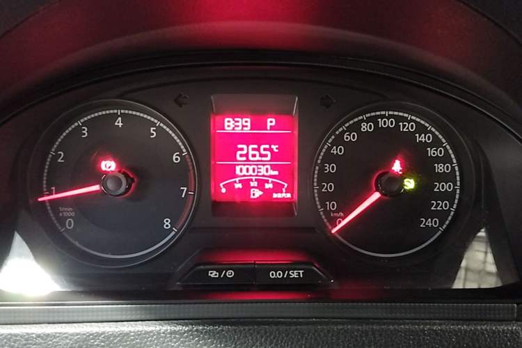 Used Volkswagen Santana 2018 1.5L Automatic Fashion Edition Instrument Cluster