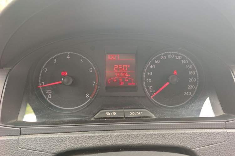 Used Volkswagen Santana 2018 1.5L Manual Fashion Edition Instrument Cluster