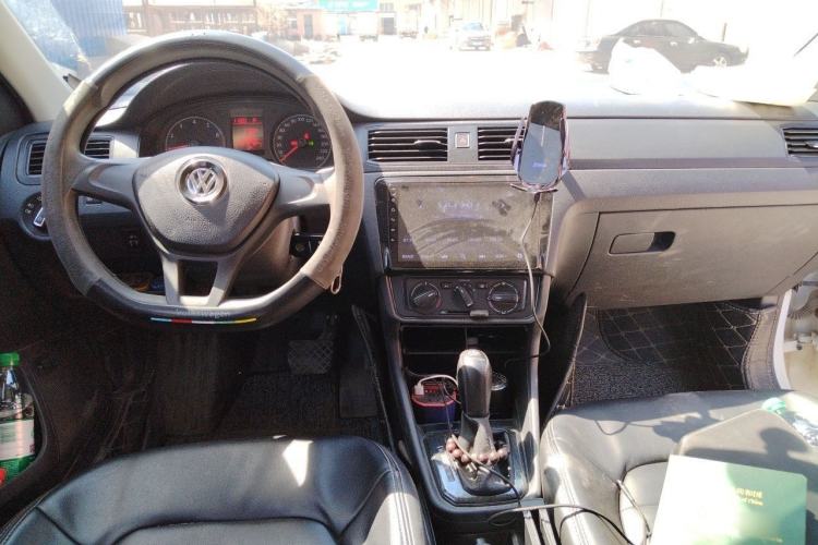 Used Volkswagen Santana 2018 1.5L Automatic Fashion Edition Interior 2