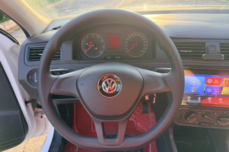 Used Volkswagen Santana 2018 1.5L Manual Fashion Edition Interior 3