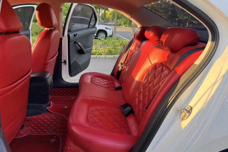 Used Volkswagen Santana 2018 1.5L Manual Fashion Edition Interior 7